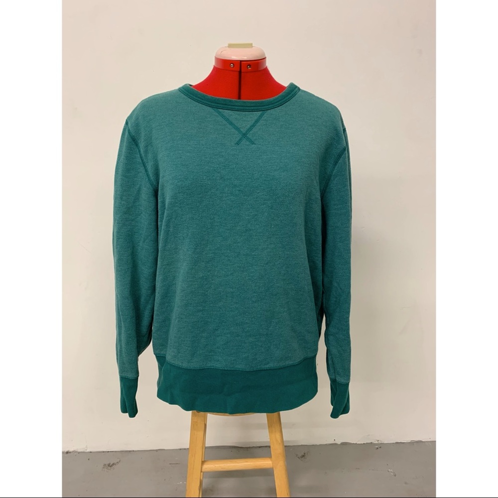 Crew neck sweatshirt!